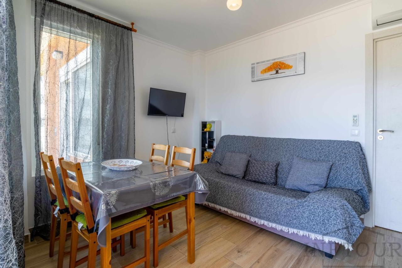 Inftour President 2 Apartamento كاليبي المظهر الخارجي الصورة